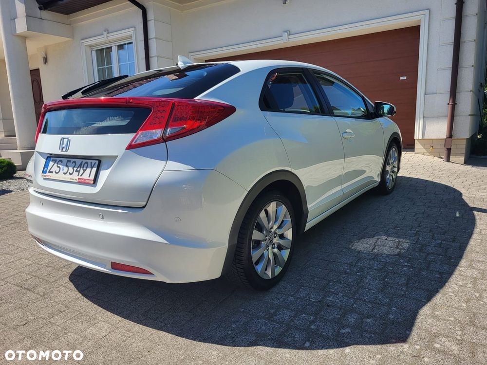 Honda Civic 1.4 Sport - 12