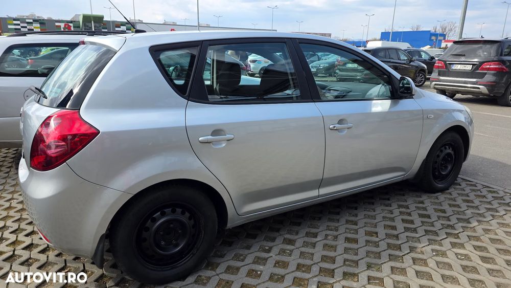 Kia Ceed 1.4 GSL BEST - 10