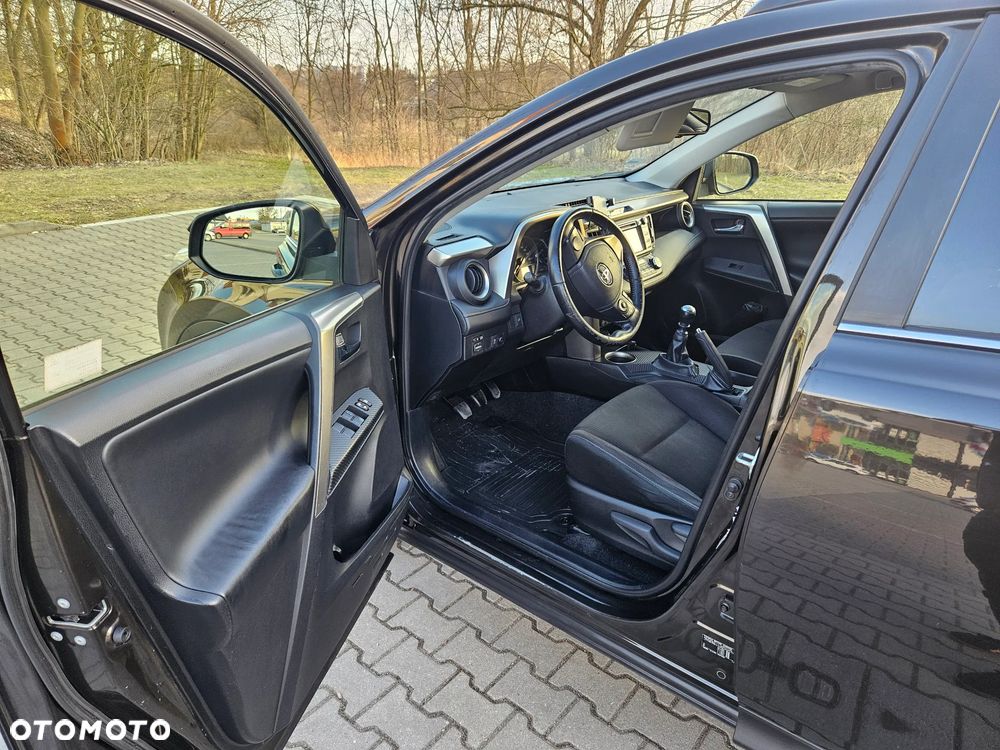 Toyota RAV4 2.0 D-4D Premium 4x2 - 7