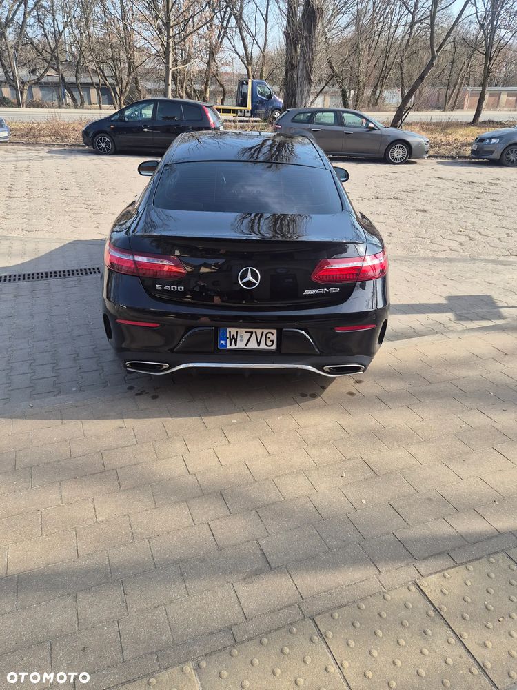 Mercedes-Benz Klasa E - 9