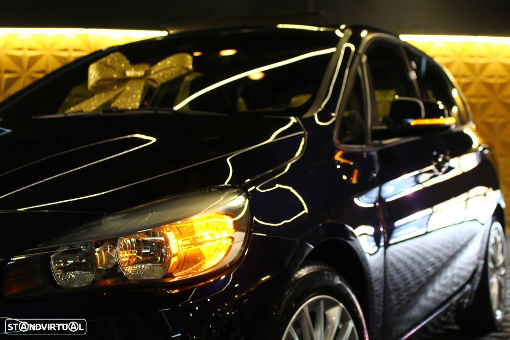 BMW 218 Active Tourer d Line Sport Auto - 5