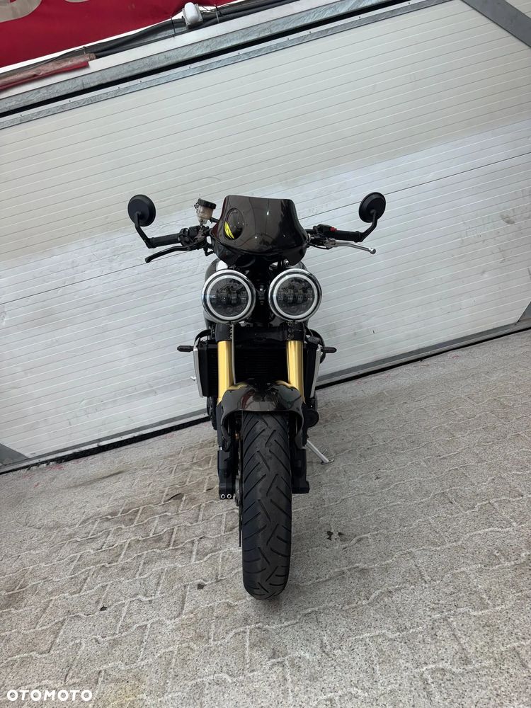 Triumph Speed Triple - 34