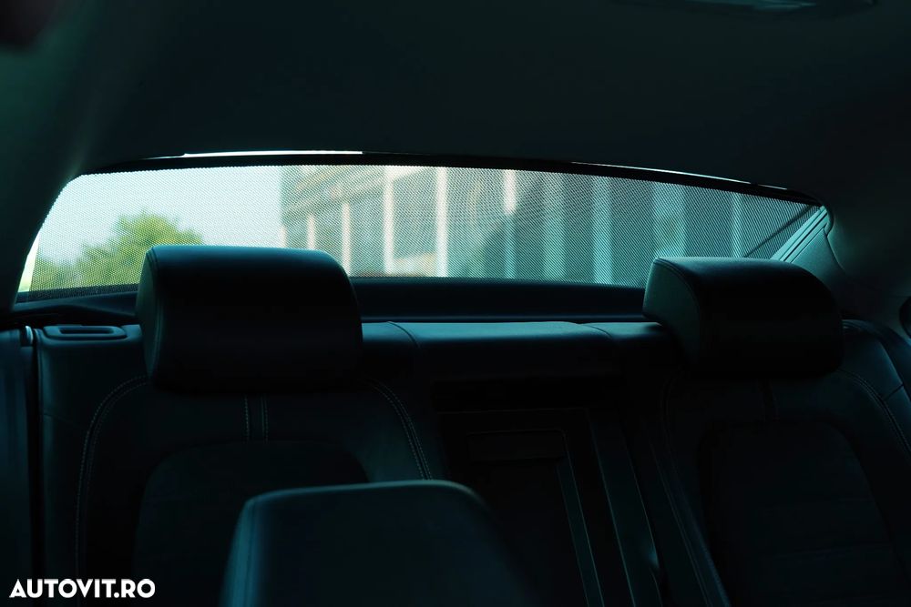 Volkswagen Passat CC 2.0 TDI DSG Exclusive - 18