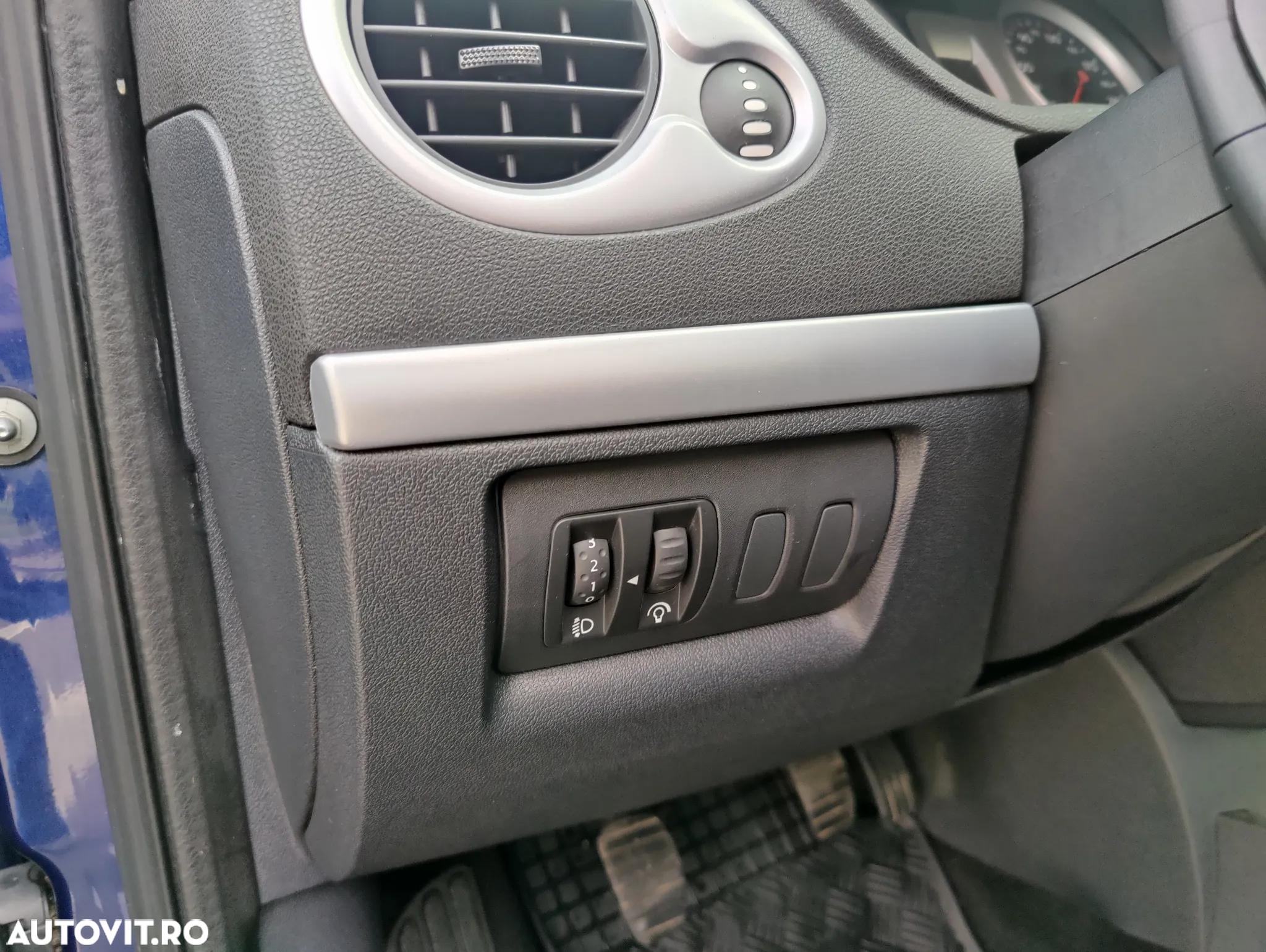 Renault Clio III 1.5dCi Dynamique - 22