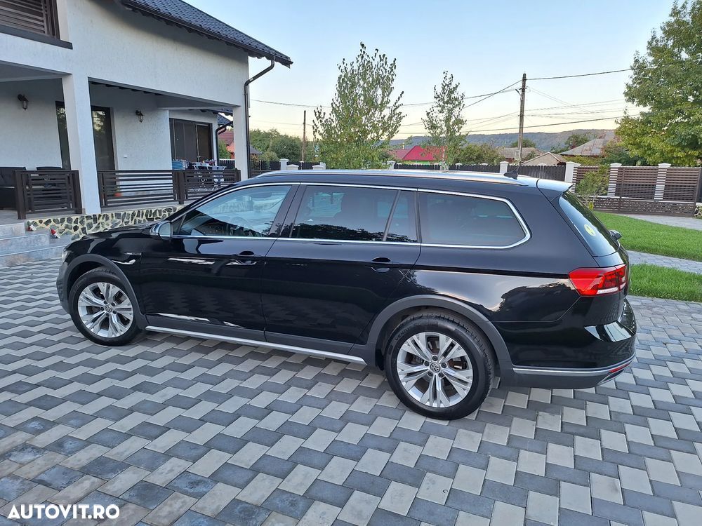 Volkswagen Passat Alltrack 2.0 TDI DSG 4Motion - 6