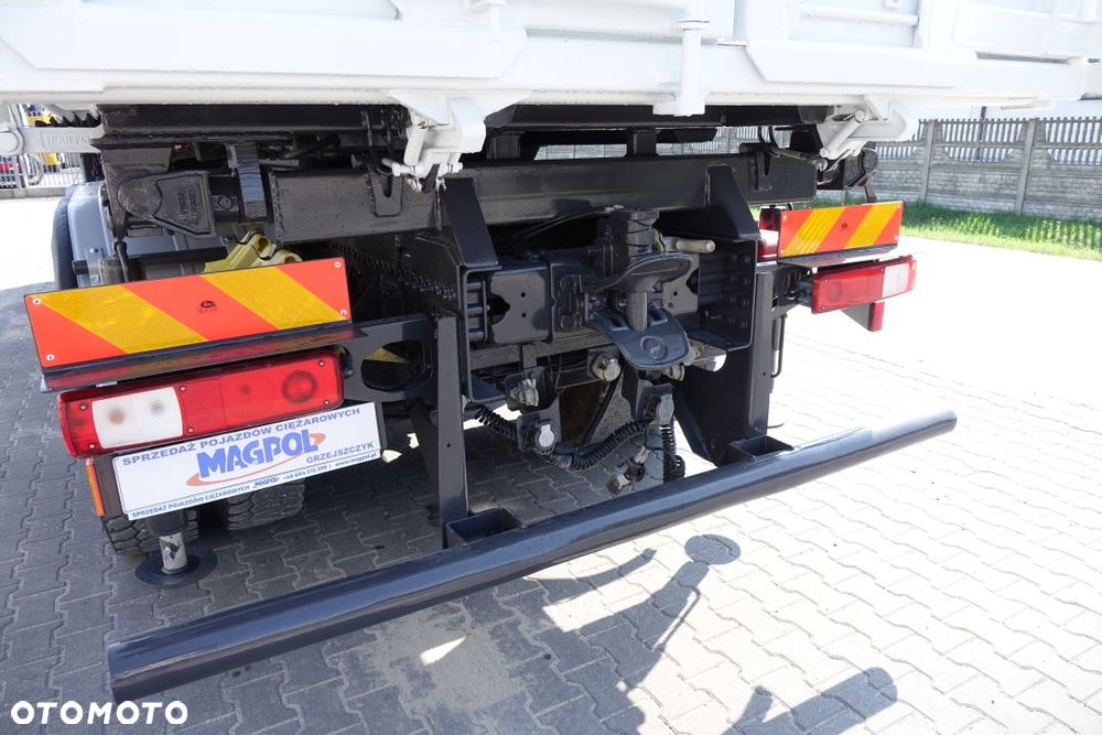 Renault KERAX 440 6X4 / MANUAL / WYWROTKA / DWUSTRONNA / KLAPO-DRZWI / HYDROBURTA / HDS FASSI F215C - 21