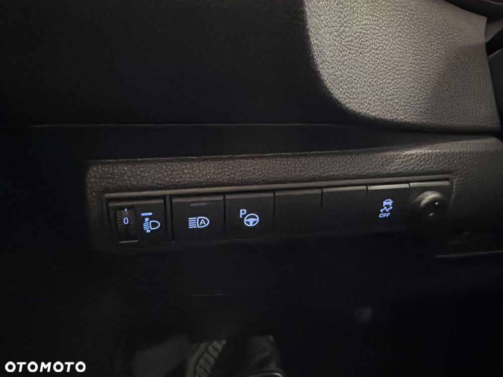 Toyota Corolla 2.0 Hybrid GR Sport - 17