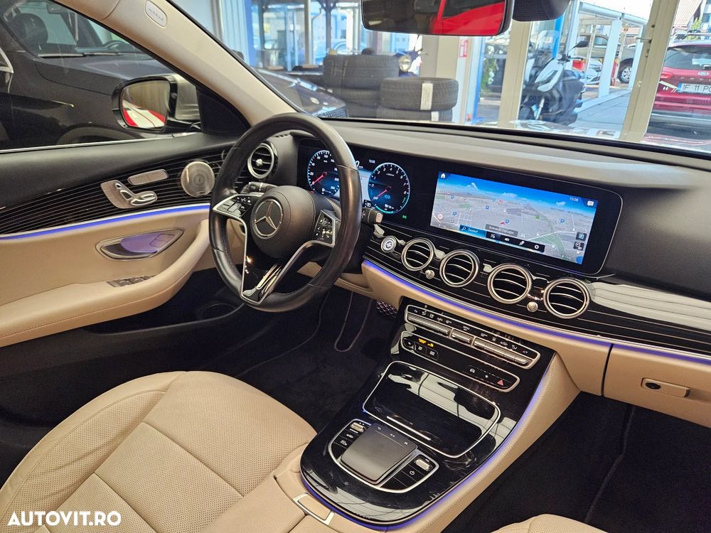 Mercedes-Benz E 300 4MATIC Aut. - 20