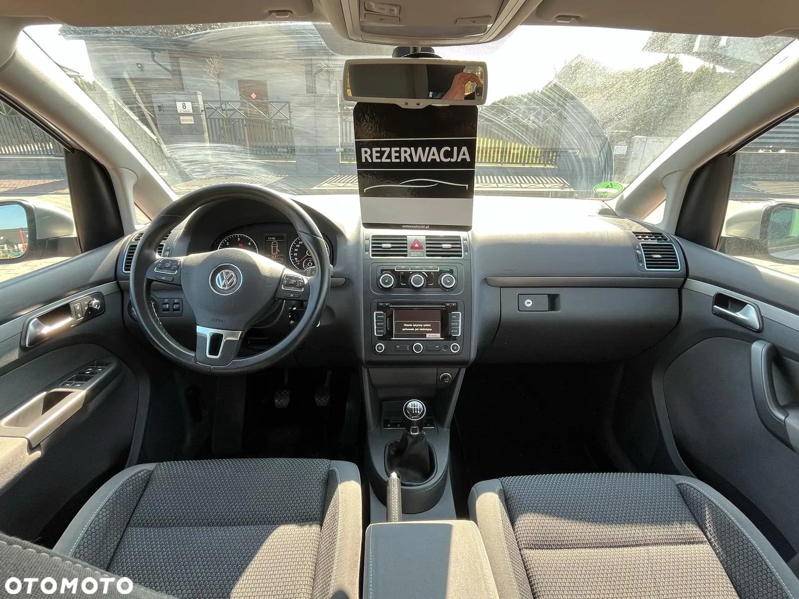 Volkswagen Touran 1.6 TDI DPF BlueMot Comfortline - 3