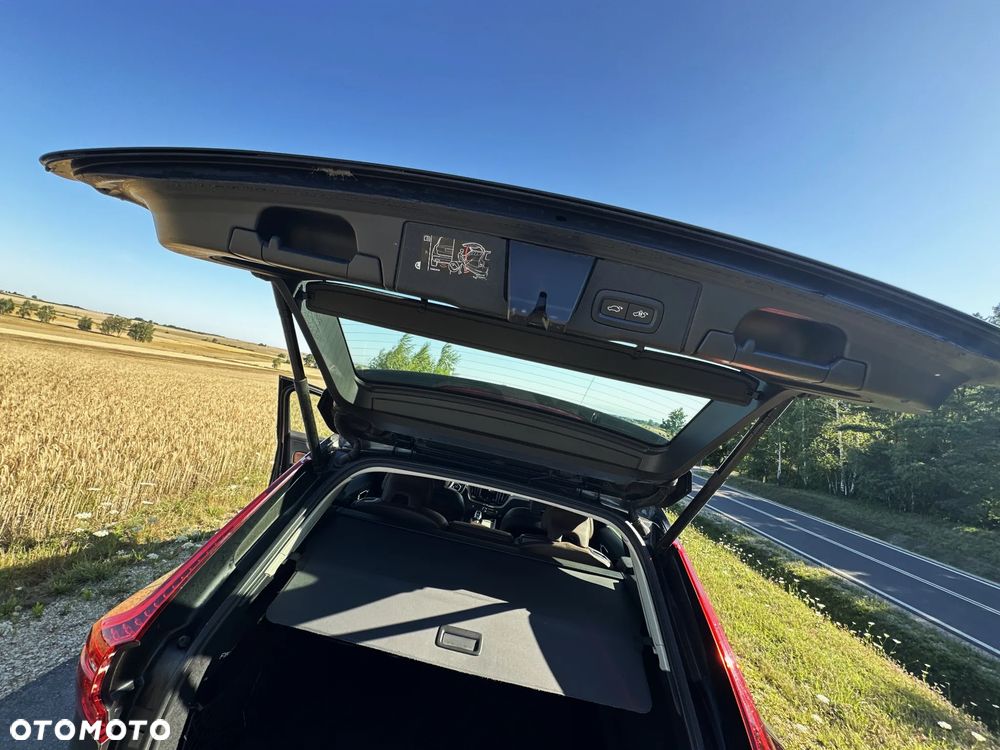 Volvo XC 60 B4 D AWD Geartronic Inscription - 30