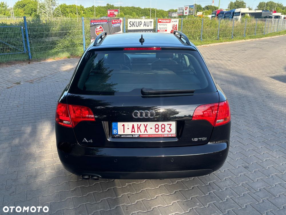 Audi A4 Avant - 32