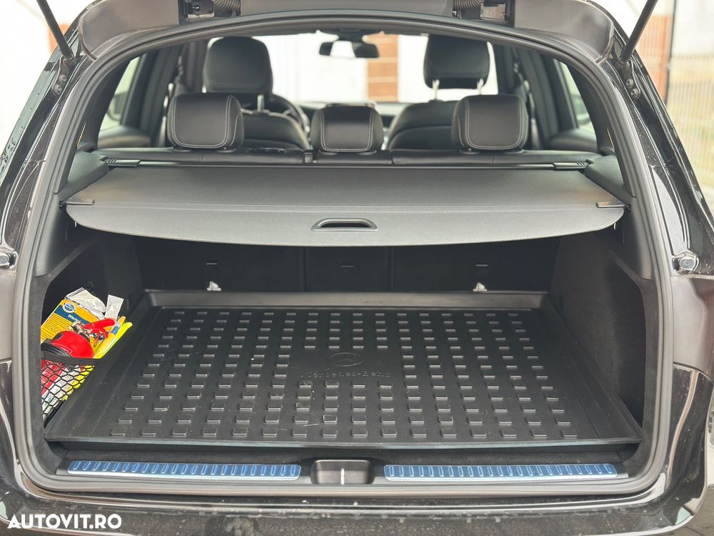 Mercedes-Benz GLC - 13