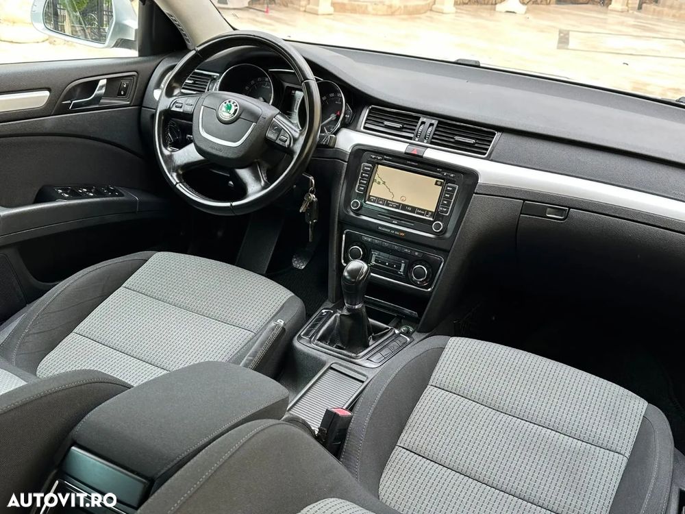 Skoda Superb - 11