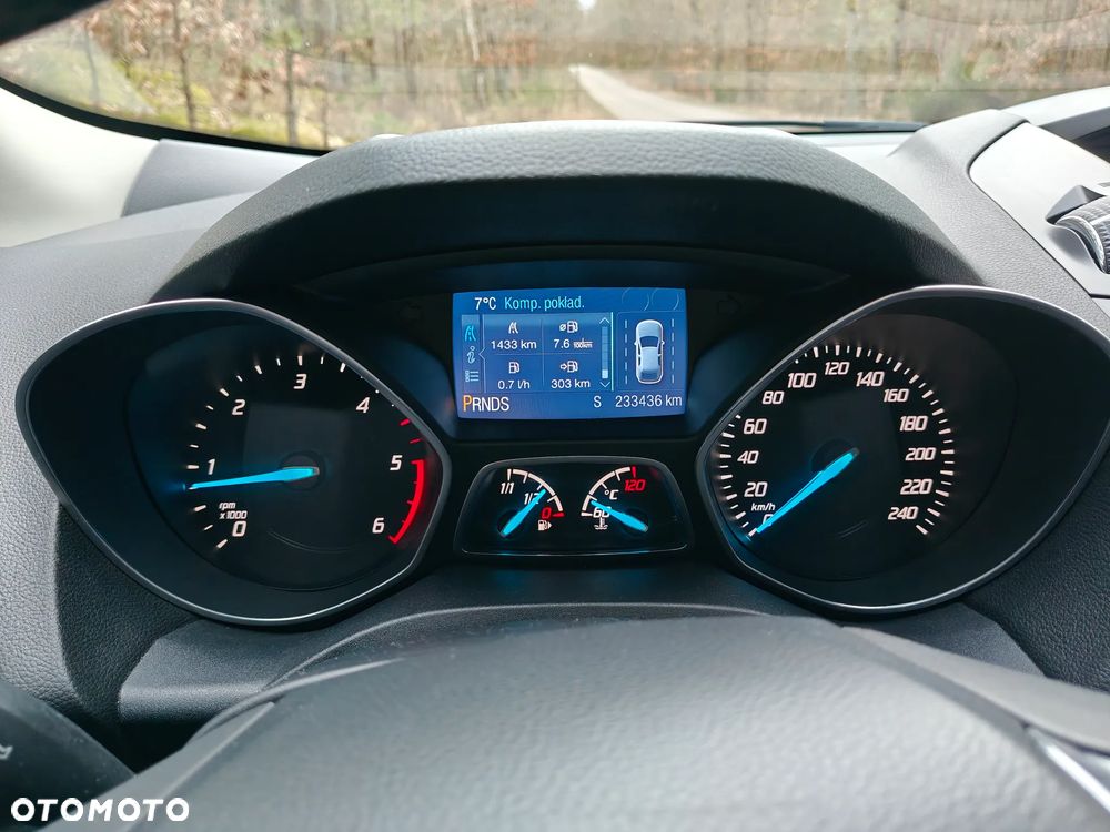 Ford Kuga 2.0 TDCi 4x4 Titanium - 14