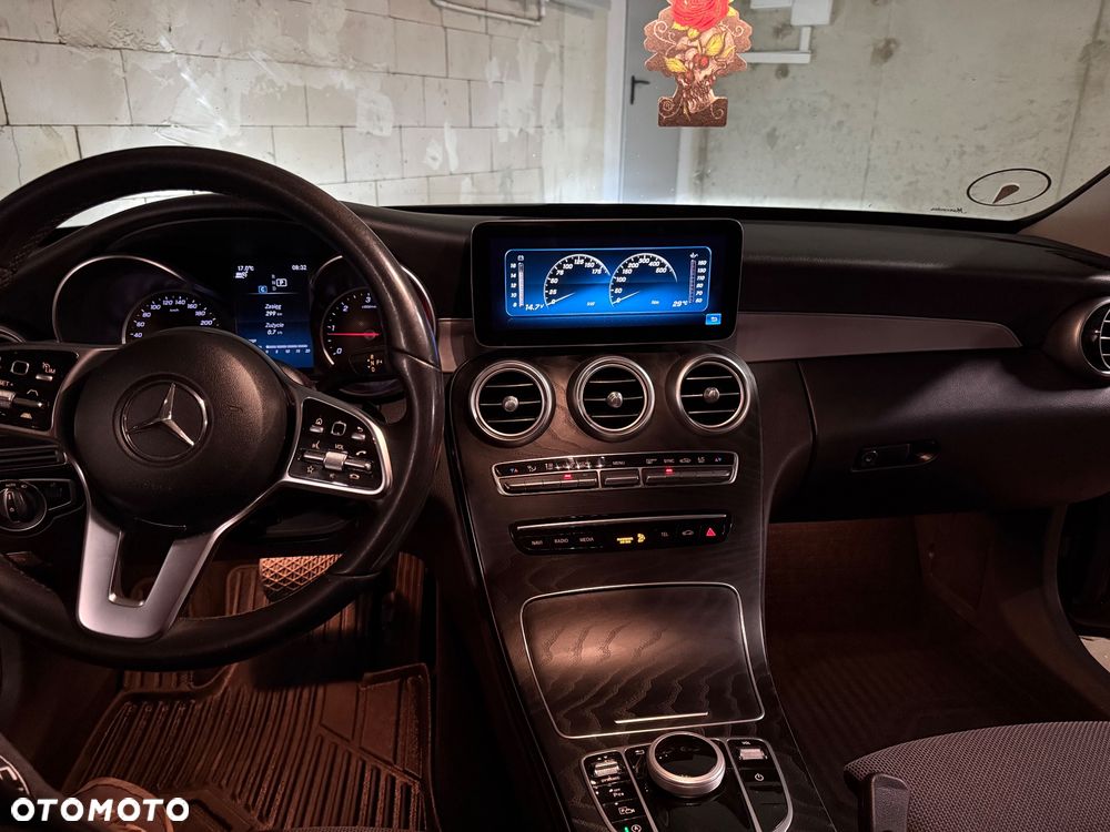 Mercedes-Benz Klasa C 220 d T 9G-TRONIC Avantgarde - 15