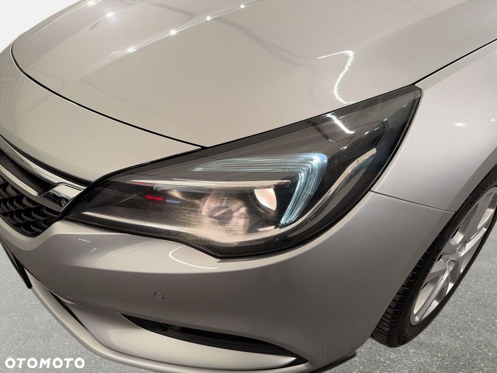 Opel Astra - 10