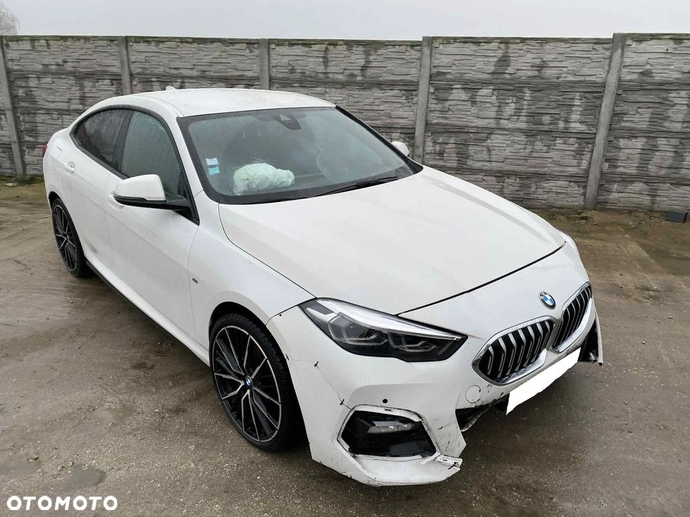 BMW Seria 2 218i M Sport - 39