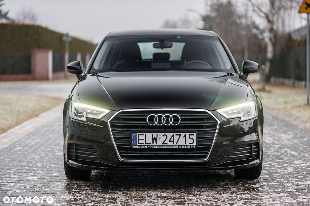 Audi A3 Sportback 1.6 TDI (clean diesel) Ambiente - 26