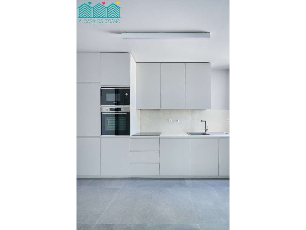 Apartamento T2 com Garagem - Grande imagem: 2/12