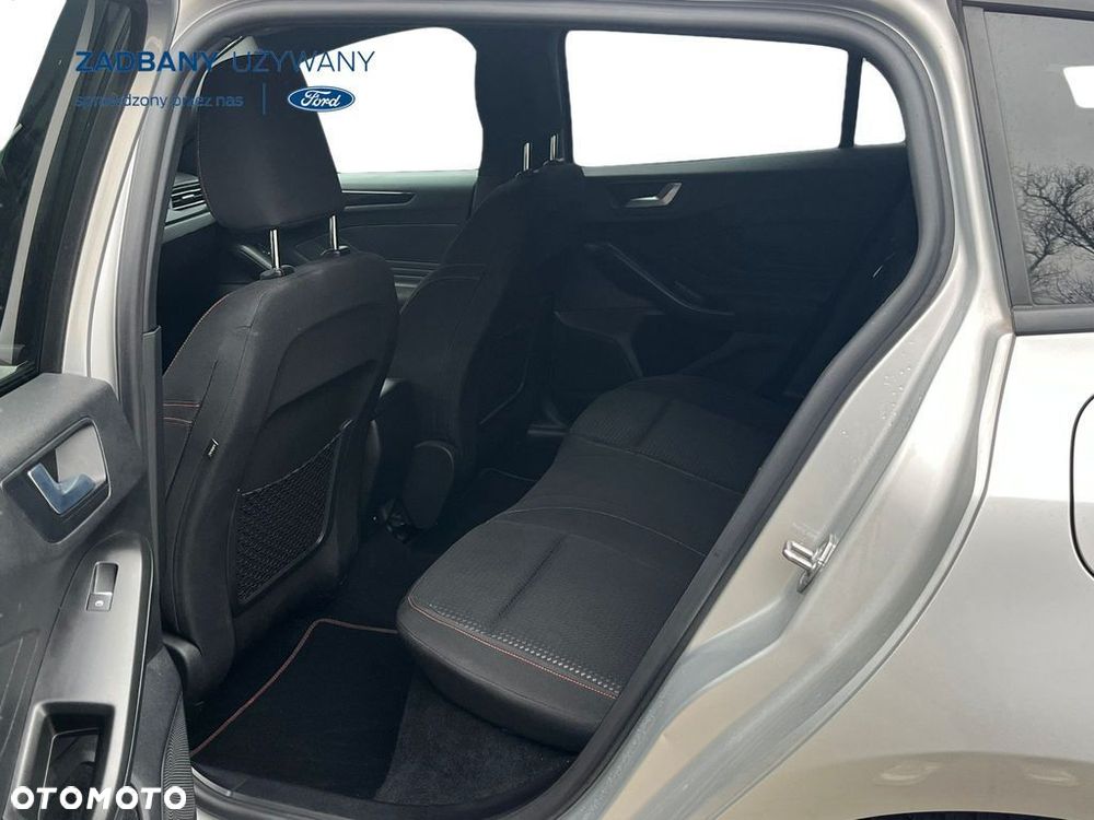 Ford Focus - 18