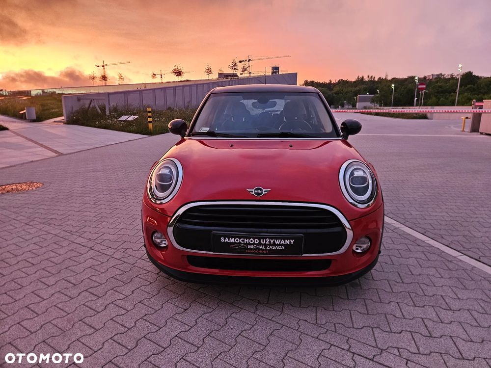 MINI Cooper Standard - 4