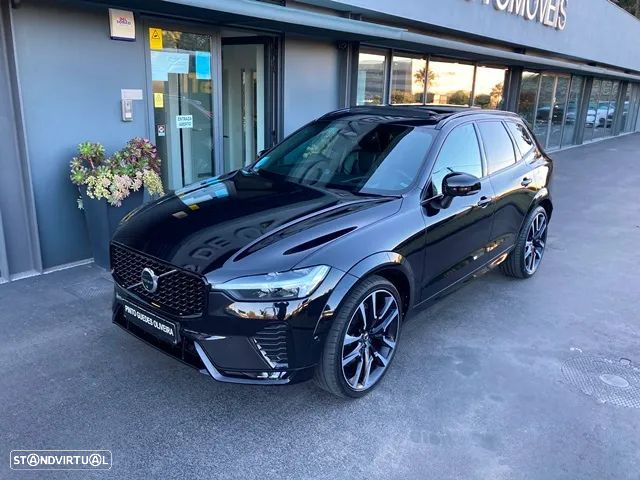 Volvo XC 60 2.0 B5 R-Design AWD - 3