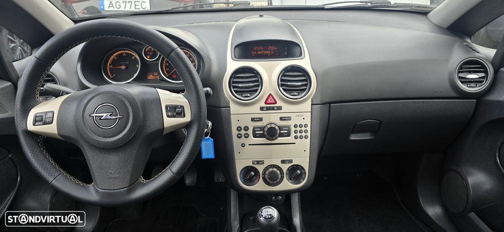 Opel Corsa 1.3 CDTI Enjoy EcoFLEX - 16