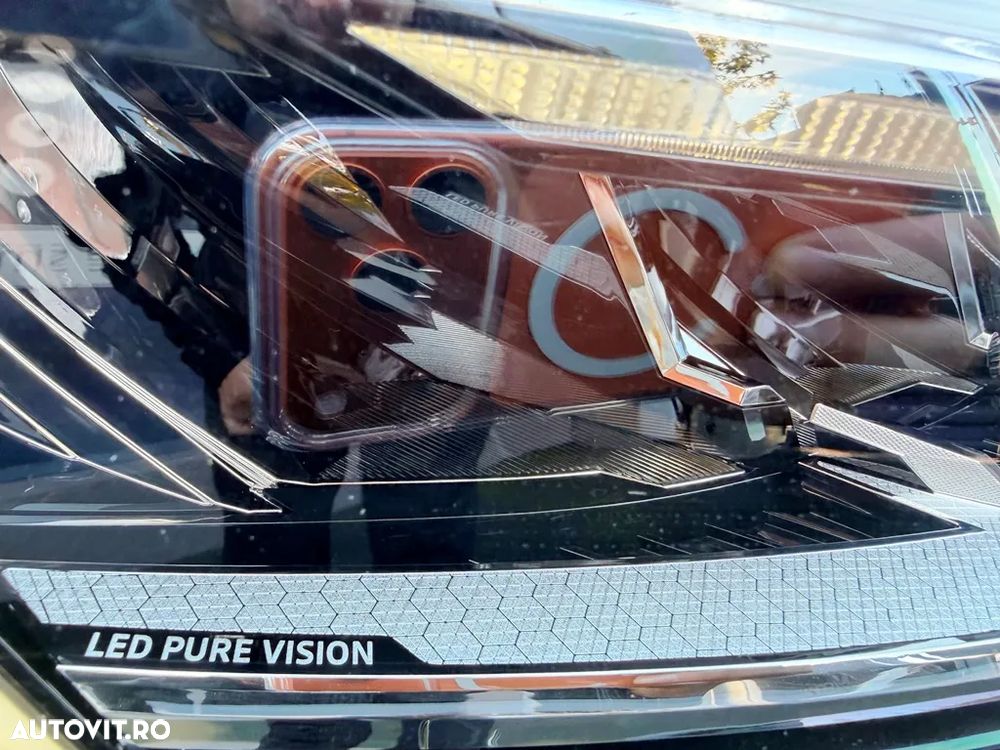 Renault Megane TCe 140 GPF EDC Equilibre - 8