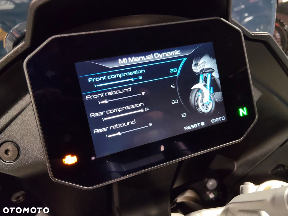 Moto Guzzi V100 Mandello - 13