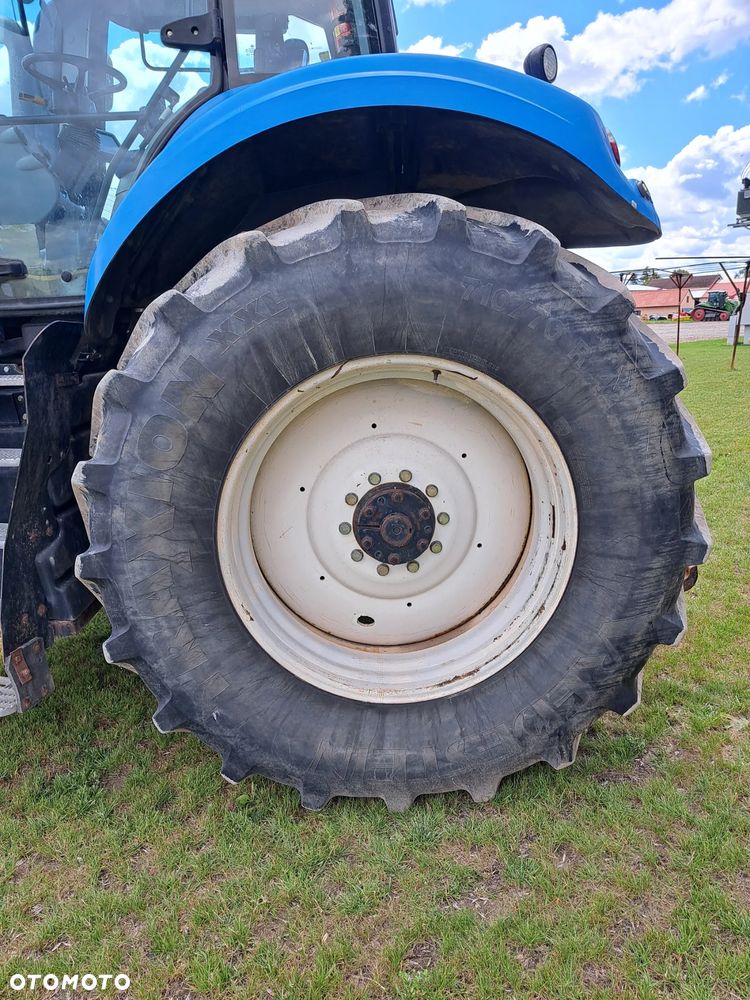 New Holland T8.300 - 12