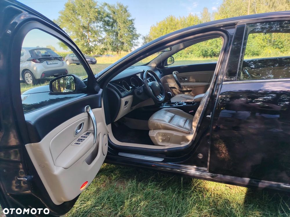 Renault Latitude 2.0 dCi Privilege - 10