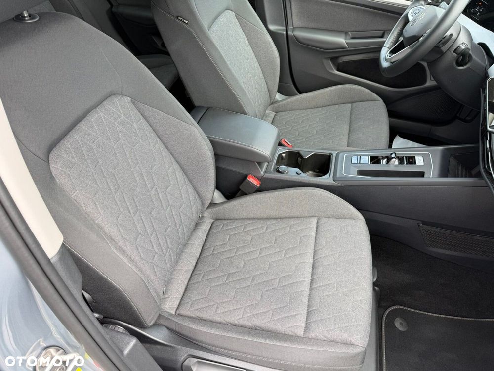 Volkswagen Golf 1.5 eTSI mHEV Life DSG - 26