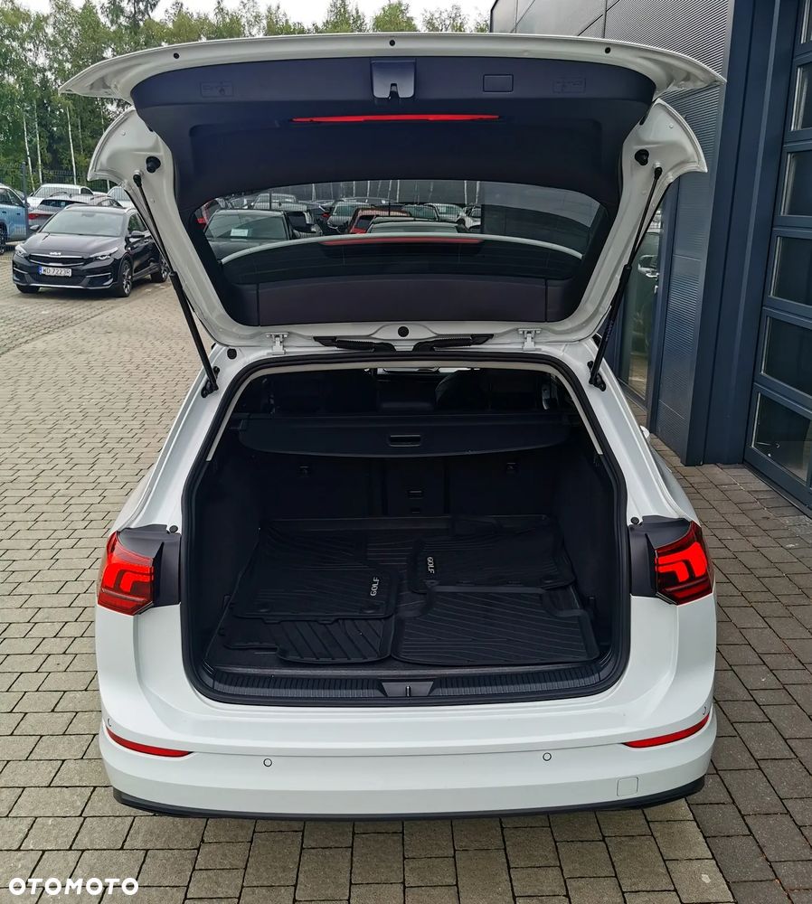 Volkswagen Golf 1.5 TSI EVO Style - 6