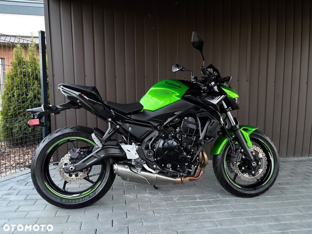 Kawasaki Z 650 - 25