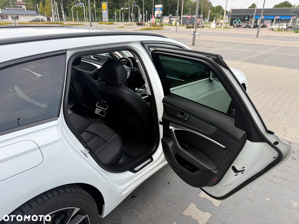 Audi A6 Avant - 16