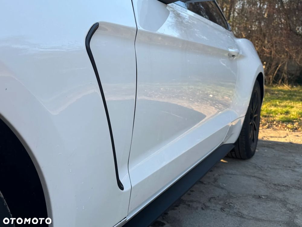 Ford Mustang - 16