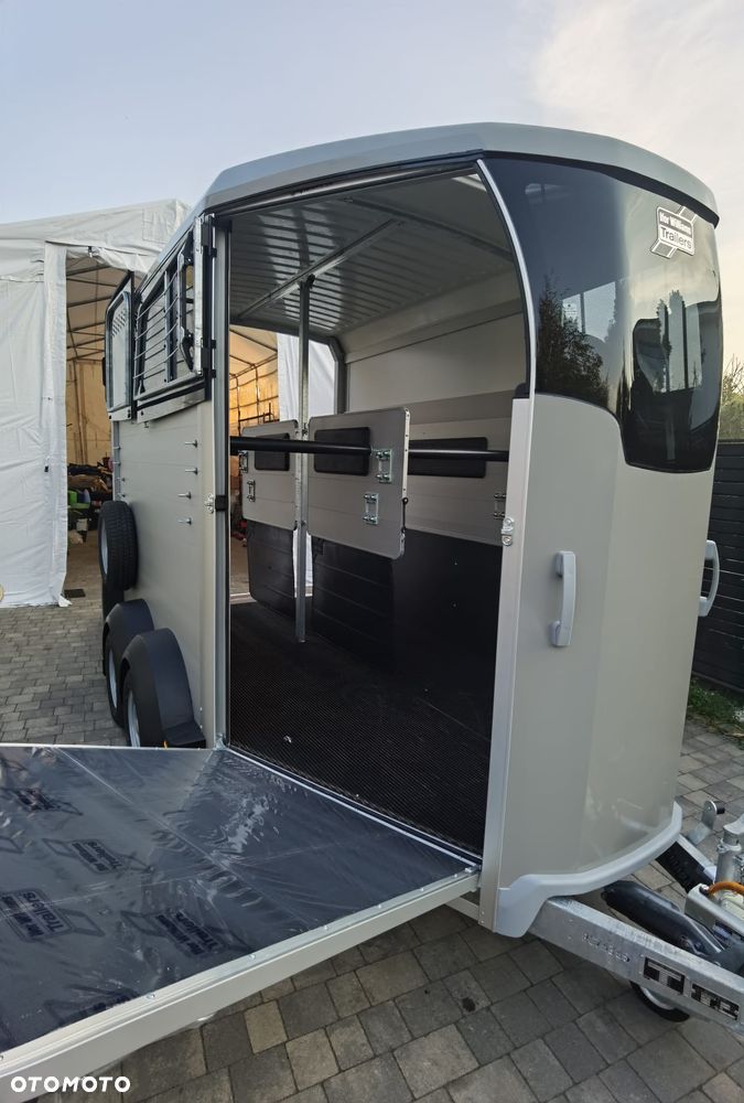 Ifor Williams HBX511 - 7