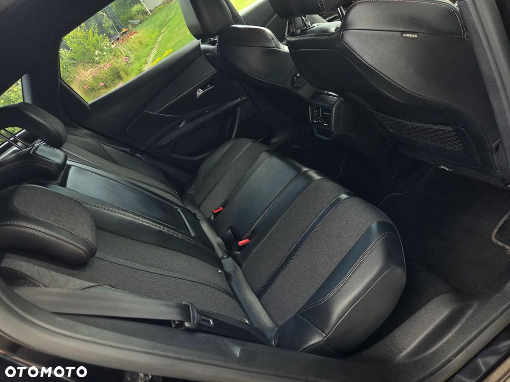 Peugeot 3008 - 16