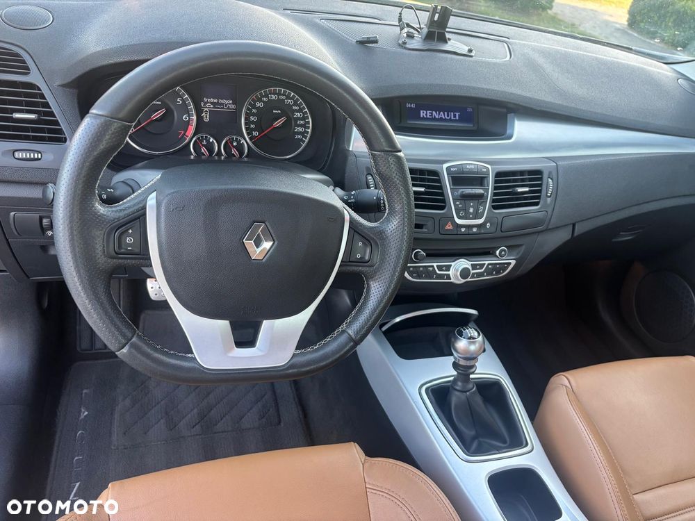 Renault Laguna 2.0T GT - 13