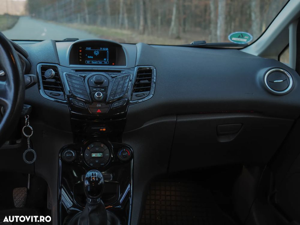 Ford Fiesta 1.0 Start Stop Titanium - 10