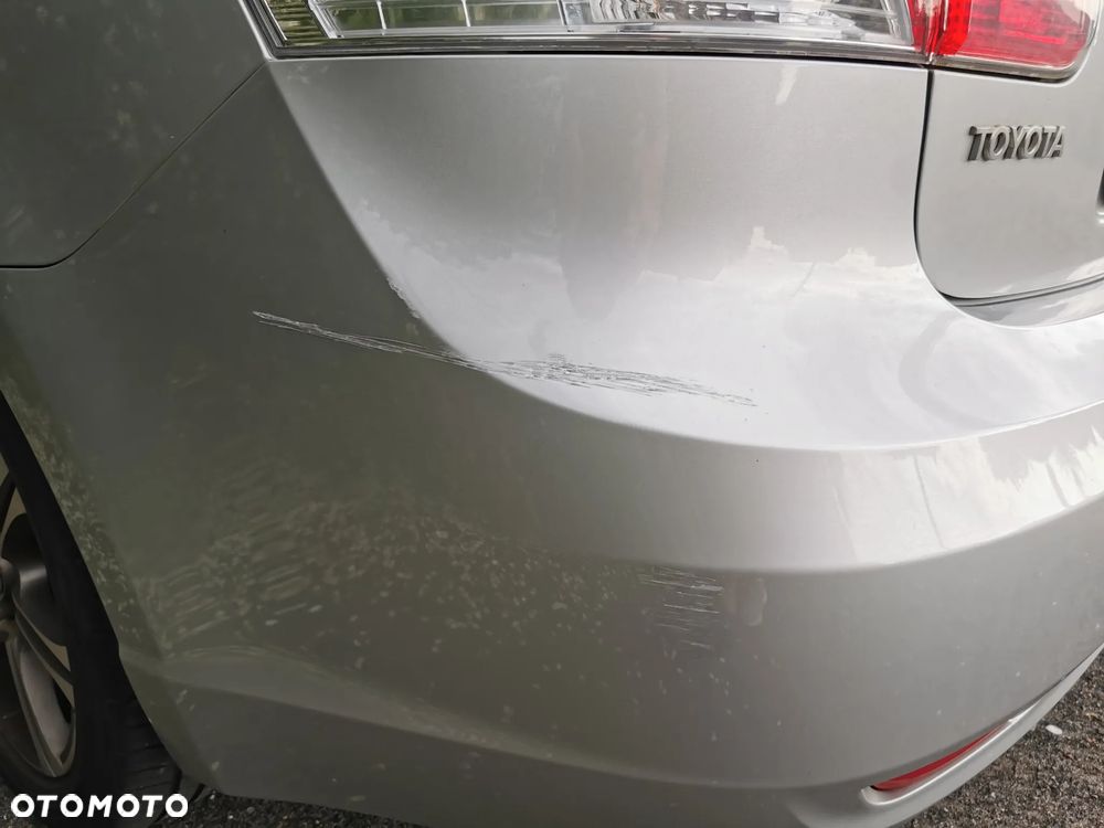 Toyota Avensis 2.0 D-4D Sol - 6