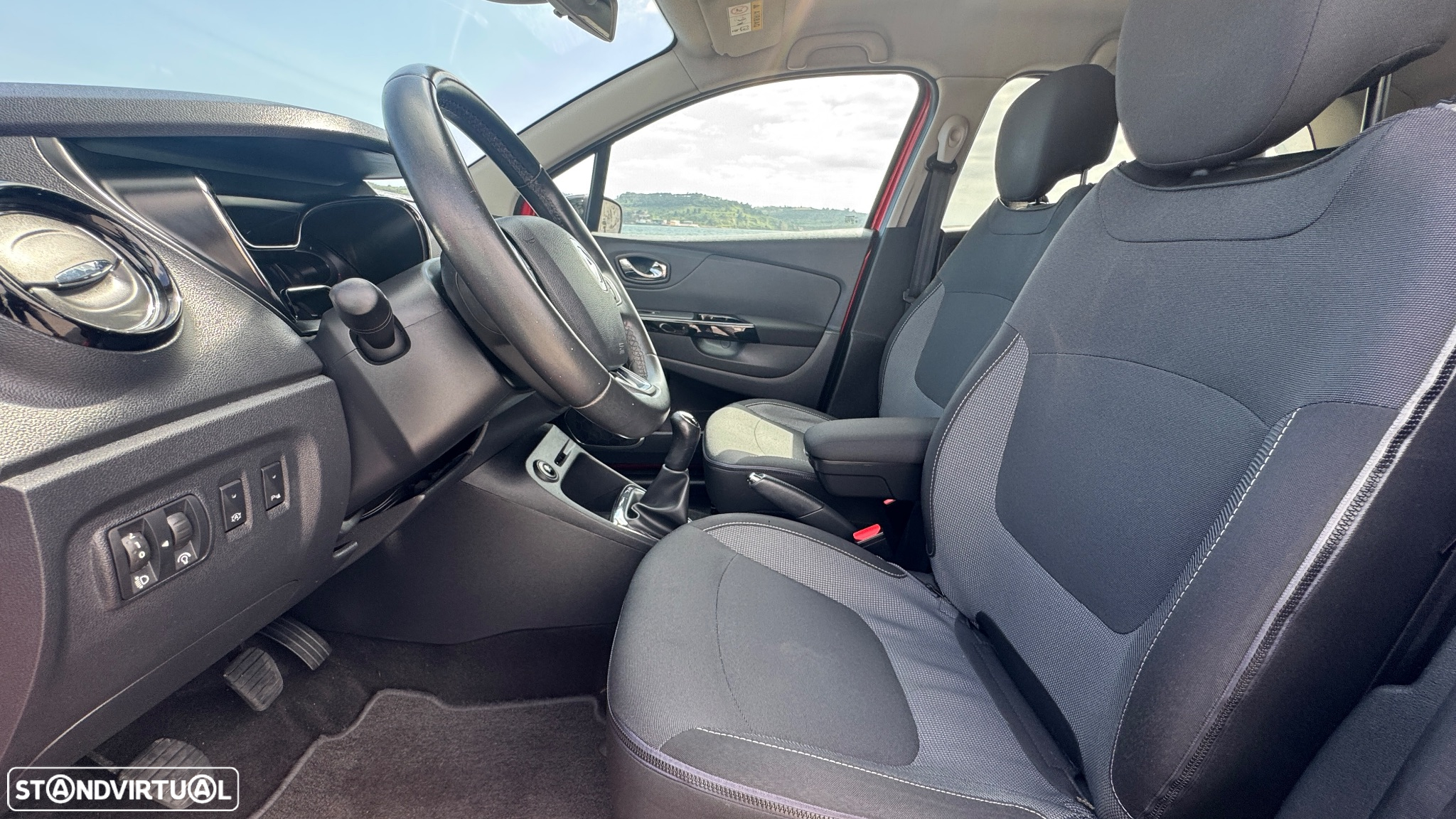 Renault Captur 0.9 TCE Exclusive - 21