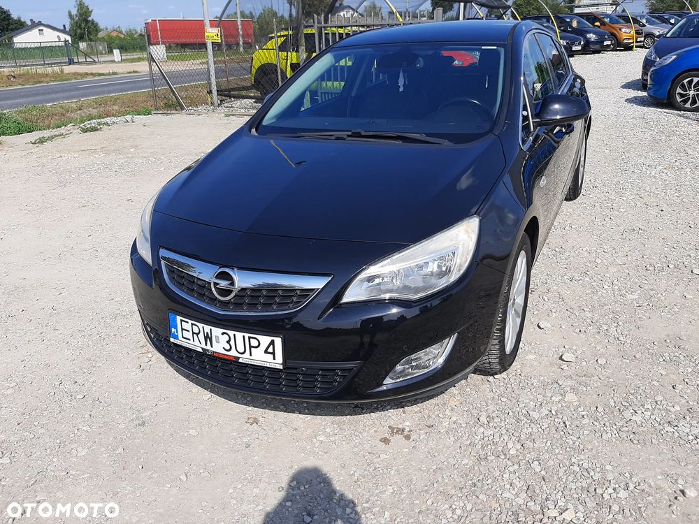 Opel Astra 1.4 T Cosmo - 13
