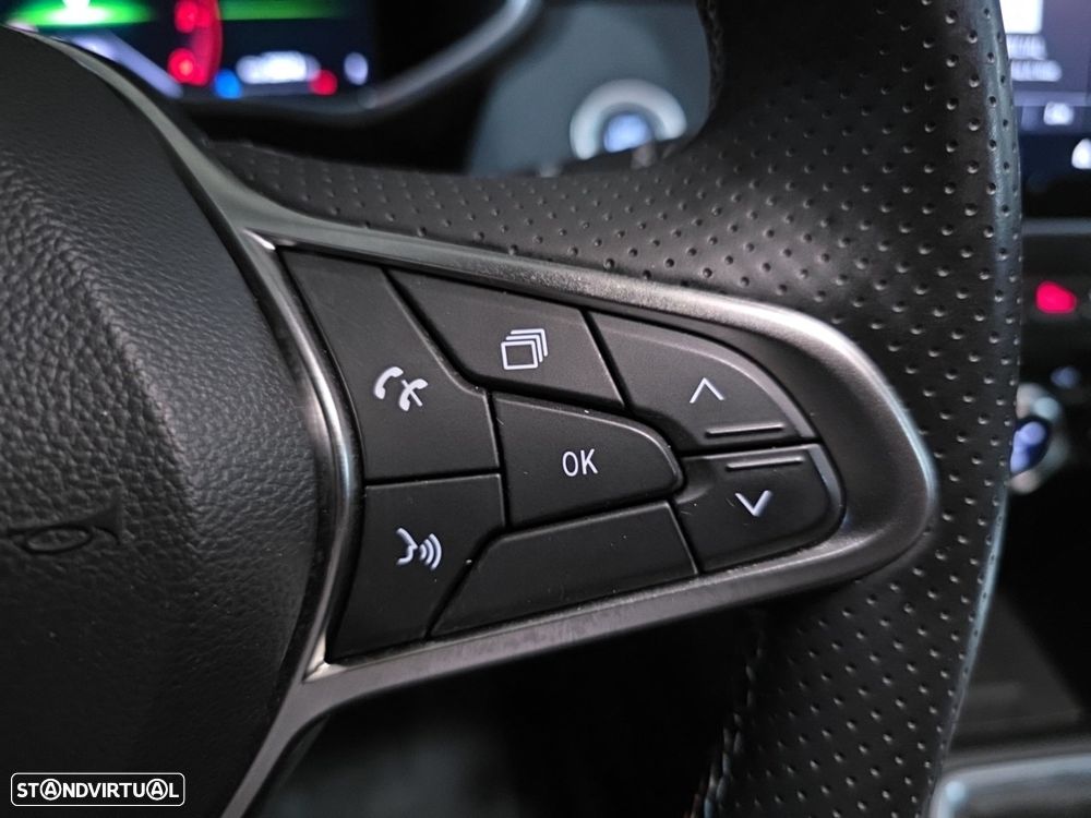 Renault Clio 1.0 TCe Esprit Alpine - 23