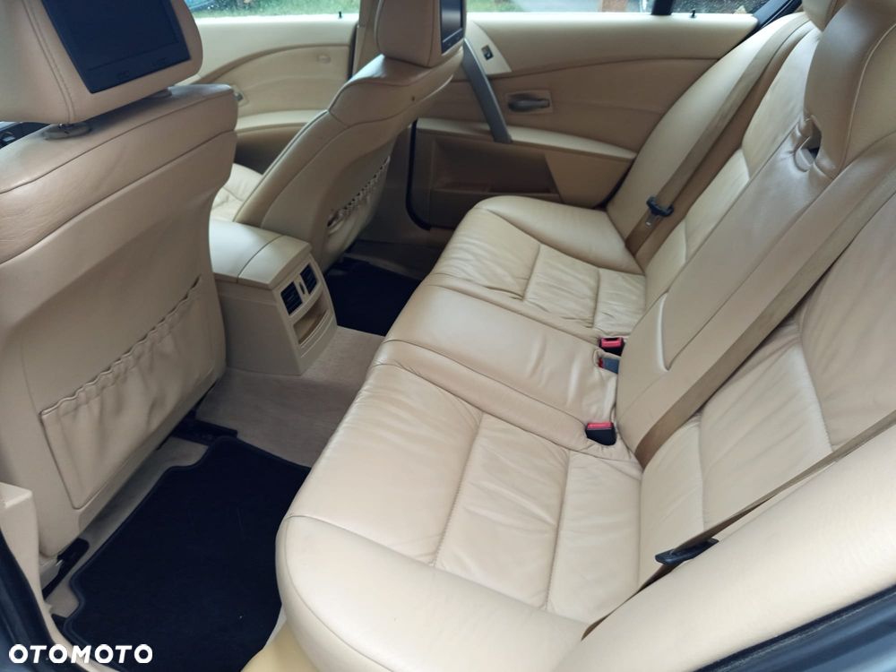 BMW Seria 5 - 10