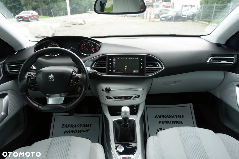 Peugeot 308 1.6 Premium - 11