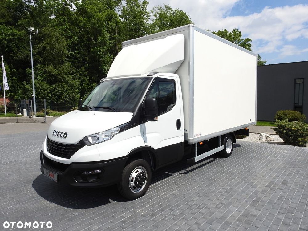 Iveco DAILY 35C14 KONTENER 8 PALET TEMPOMAT KLIMATYZACJA  BLIŹNIACZE KOŁA  140KM - 7