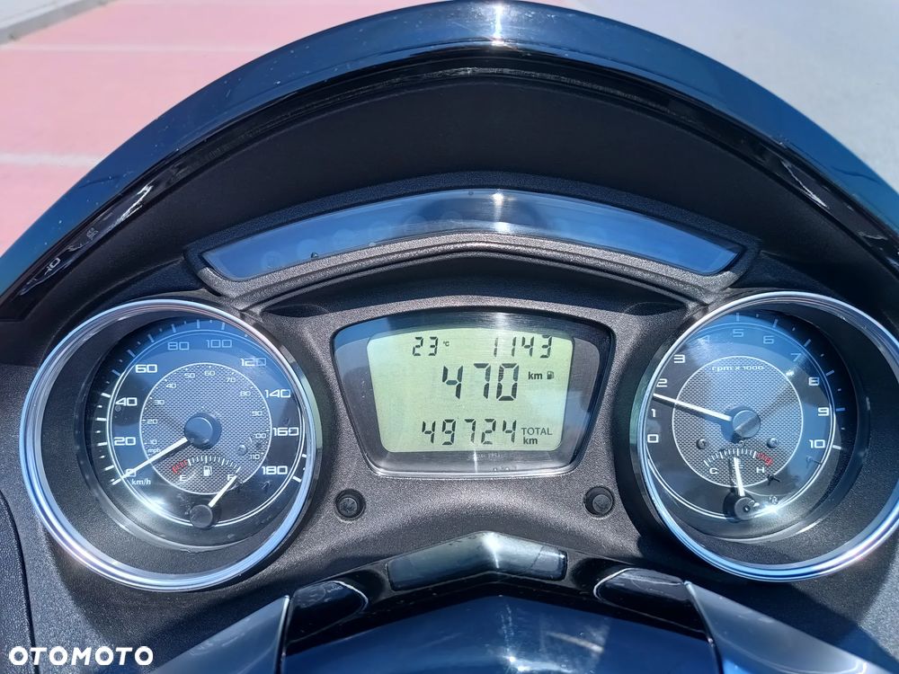 Piaggio X10 - 9