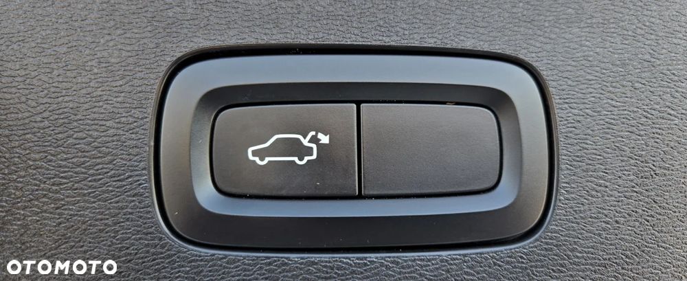 Volvo V60 Cross Country D4 AWD Geartronic Pro - 33