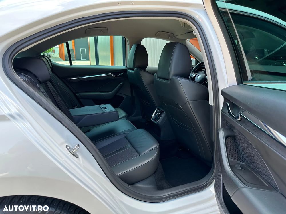 Skoda Octavia 2.0 TDI DSG Exclusive - 19